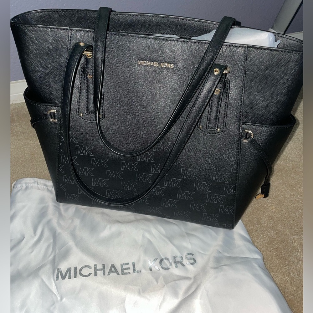 Authentic Michael Kors Handbag